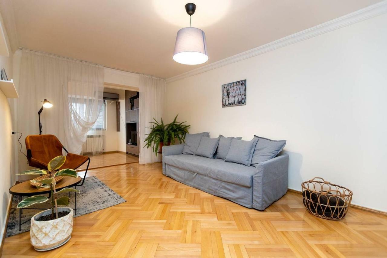 Wehost Cosy Apartment Tbilisi Ngoại thất bức ảnh