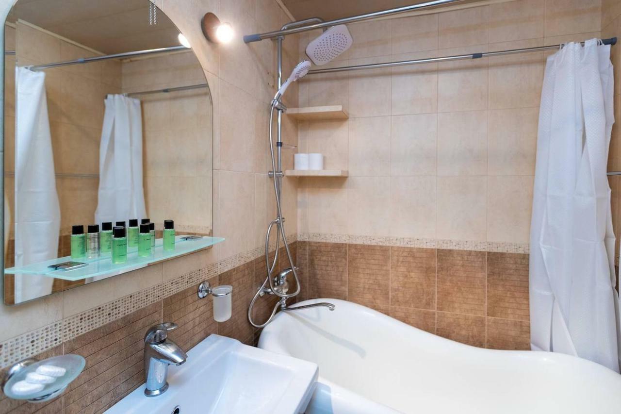 Wehost Cosy Apartment Tbilisi Ngoại thất bức ảnh